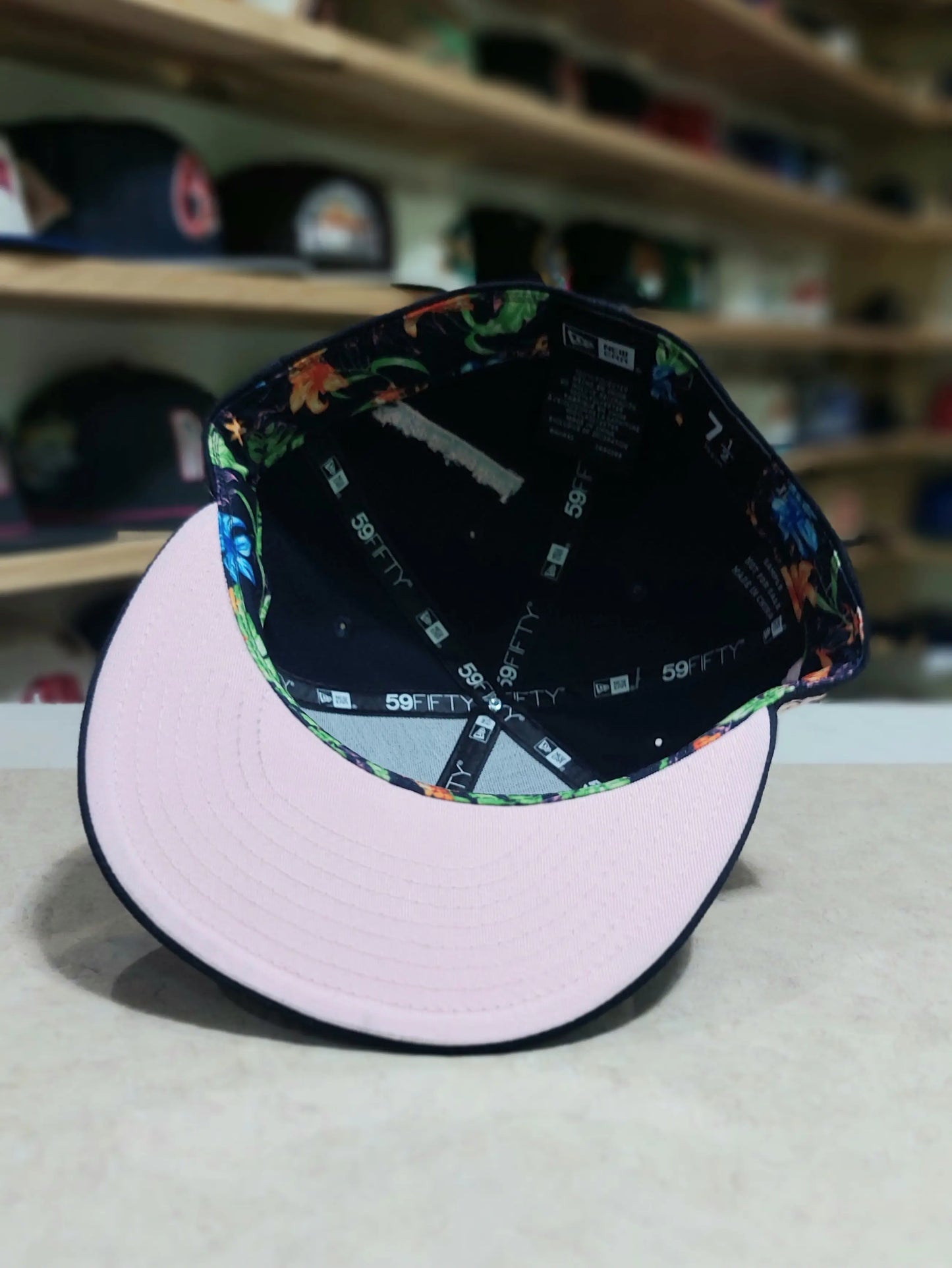New Era Brand - 59FIFTY Script "SAMPLE"