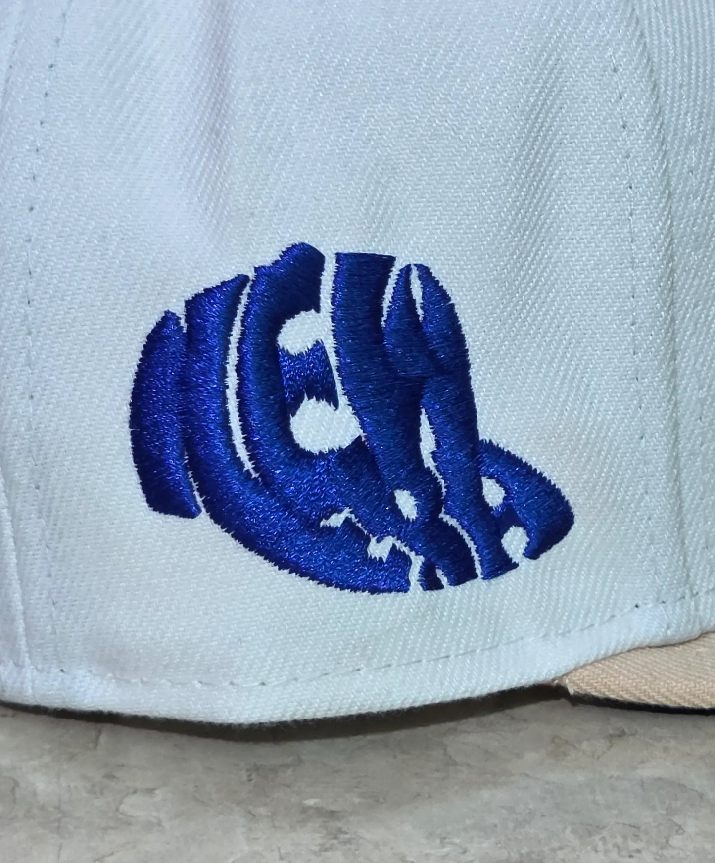 New Era Brand - 59FIFTY Script "SAMPLE"