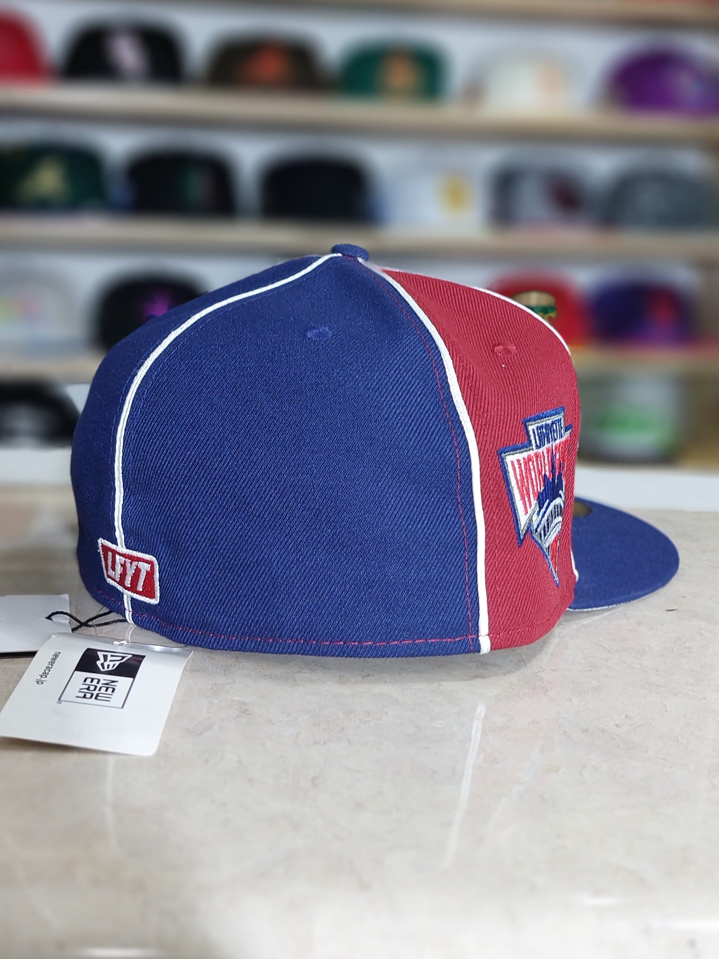 Lafayette x New Era Japón - 59FIFTY Logo Script Tri Tone