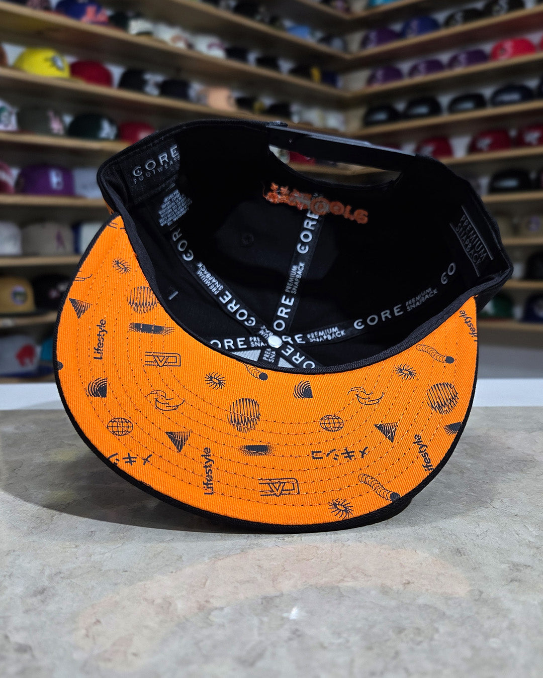 Core Footwear - Snapback Rolend