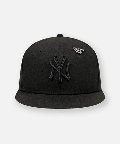 Paper Planes x New Era Cap - 9FIFTY New York Yankees "Blackout"